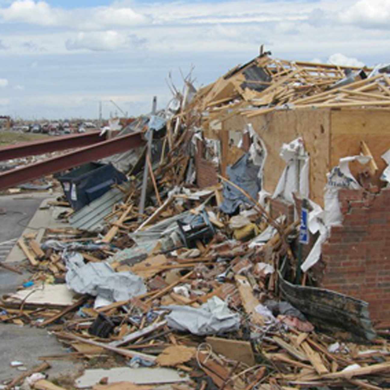 image of a building destroyed after the Joplin Missouri tornado